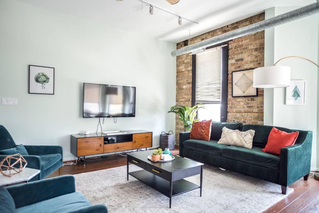 Luxury Downtown Penthouse With Private Rooftop Chicago Extérieur photo