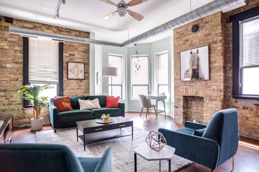 Luxury Downtown Penthouse With Private Rooftop Chicago Extérieur photo